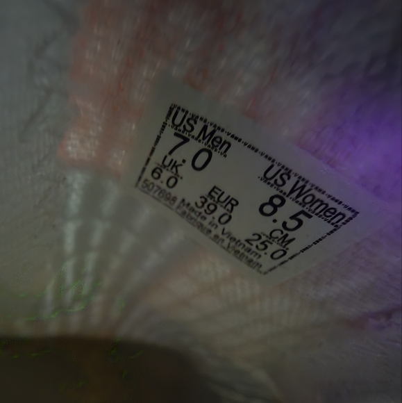 VANS AUTHENTIC PRIDE SLIP ONS! - Picture 9 of 9